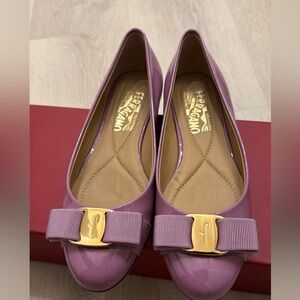 Salvatore Ferragamo Vara Classic Flats